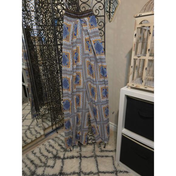 NwT Easel wide leg jumpsuit size medium - Picture 2 of 4